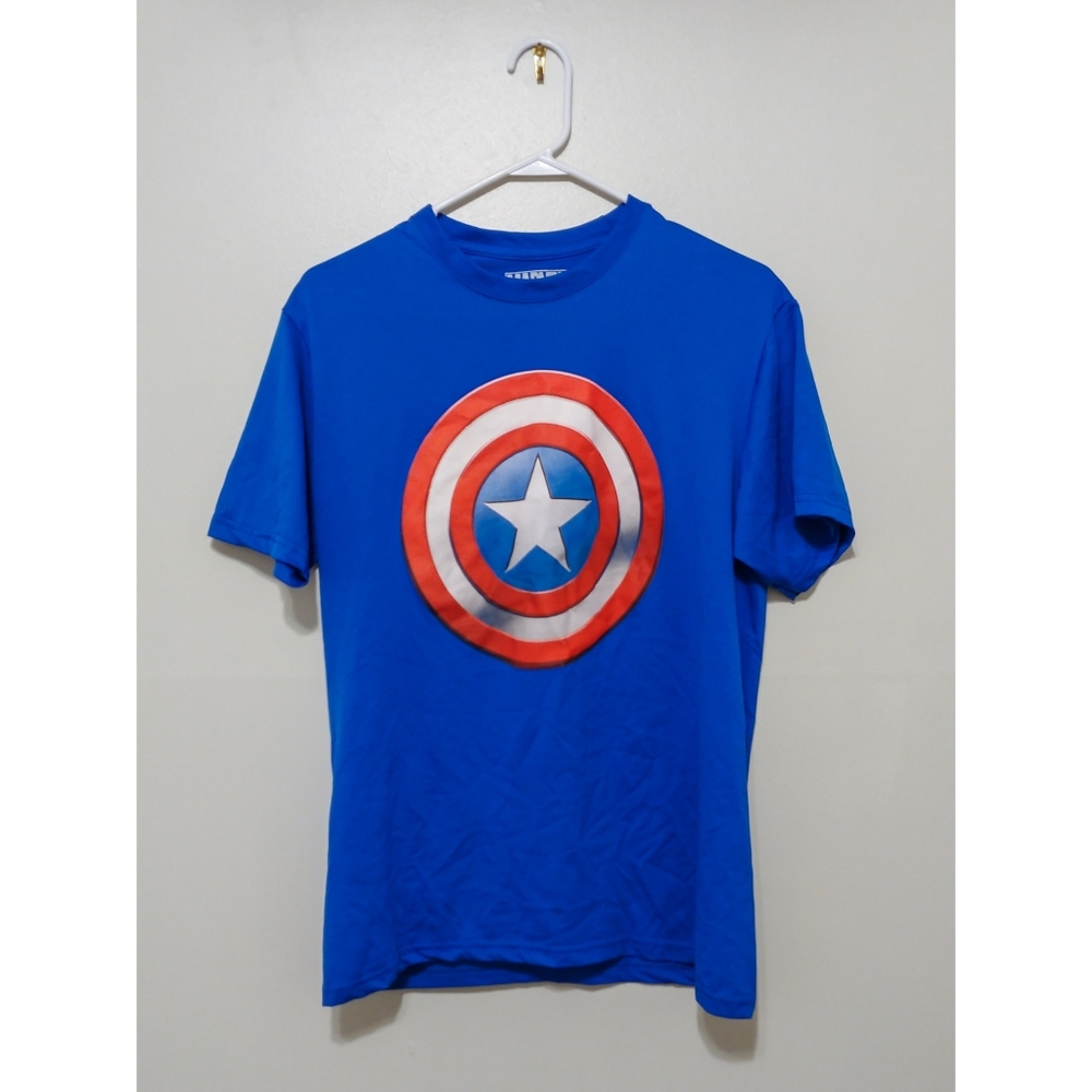 Men's Medium Marvel dry fit T-shirt